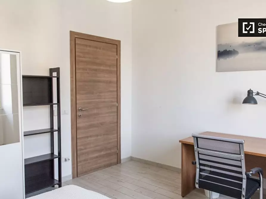 Immagine 4 di Camera condivisa in affitto  in Via dei Sulpici a Roma