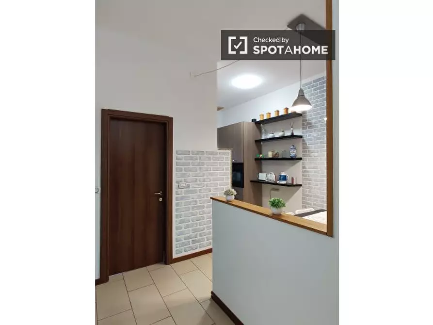 Immagine 17 di Appartamento in affitto  in Via Arezzo a Milano