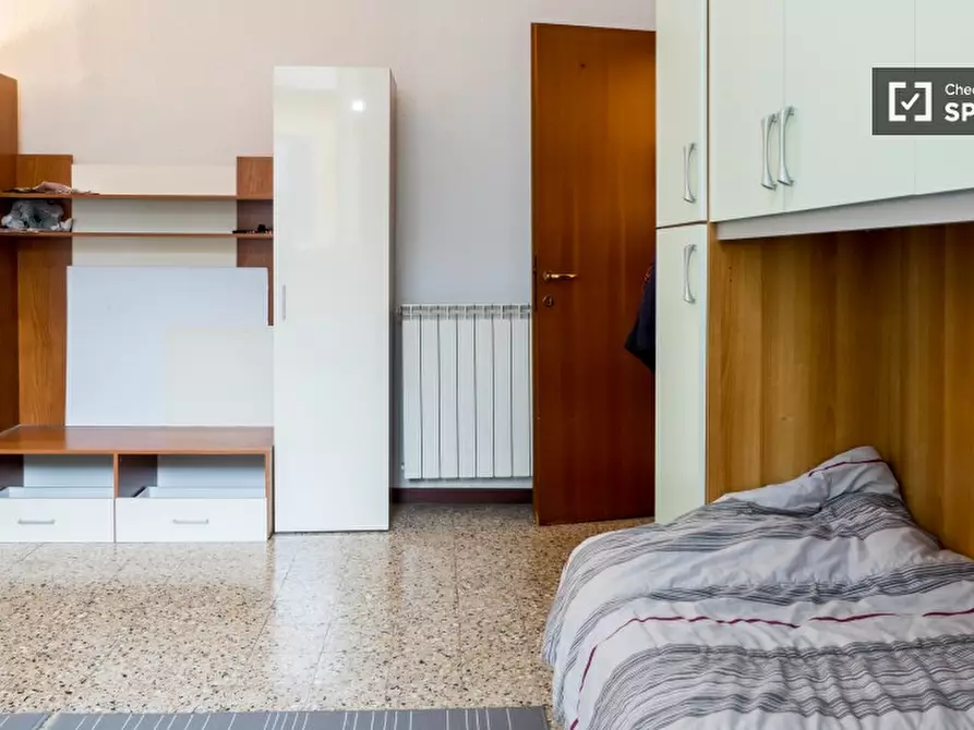 Immagine 5 di Camera condivisa in affitto  in Via Arquà a Milano