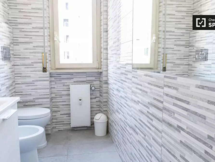 Immagine 7 di Camera condivisa in affitto  in Via Muzio Scevola a Roma