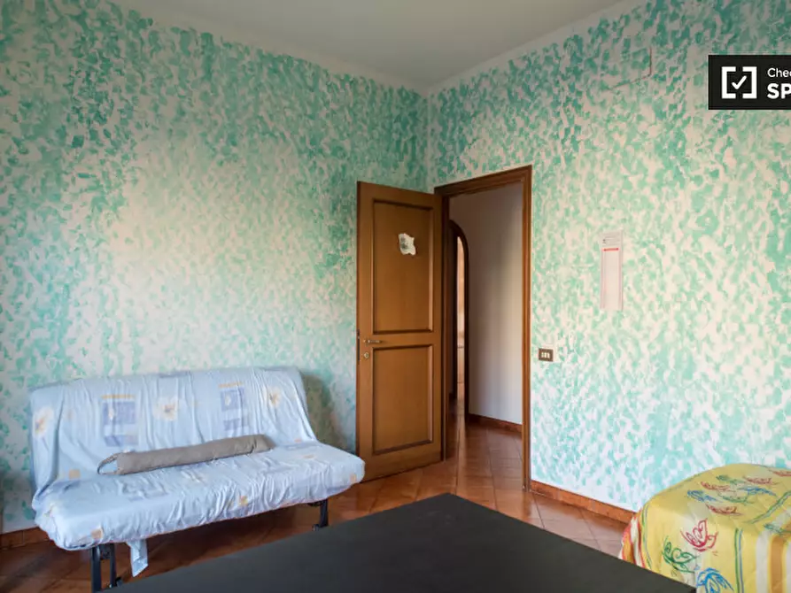 Immagine 14 di Camera condivisa in affitto  in Viale Bruno Rizzieri a Roma