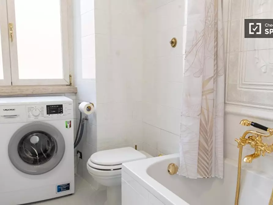 Immagine 11 di Appartamento in affitto  in Largo Pannonia a Roma