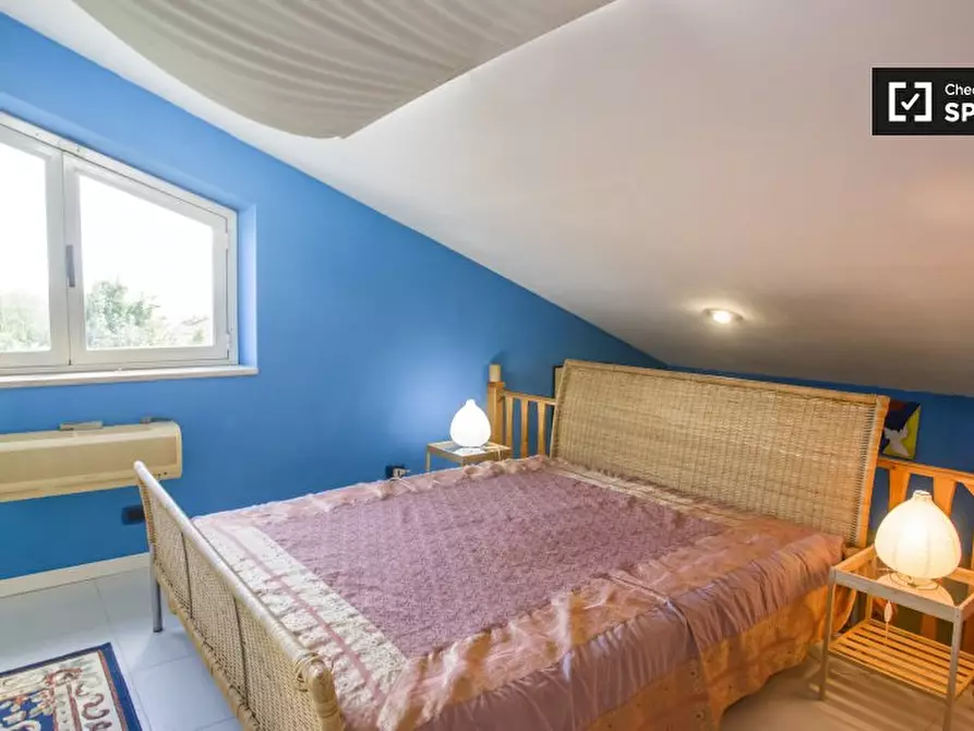 Immagine 19 di Appartamento in affitto  in Via Del fosso di Fioranello a Roma