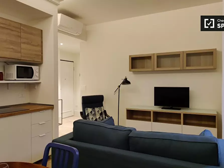 Immagine 3 di Appartamento in affitto  in Via Achille Zezon a Milano