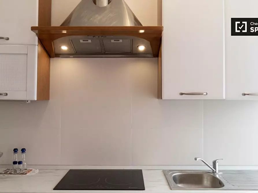 Immagine 5 di Appartamento in affitto  in Piazza Cartagine a Milano