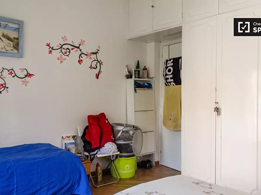 Immagine 3 di Camera condivisa in affitto  in Via Francesco De Vico, 00142 Roma RM, Italy a Roma