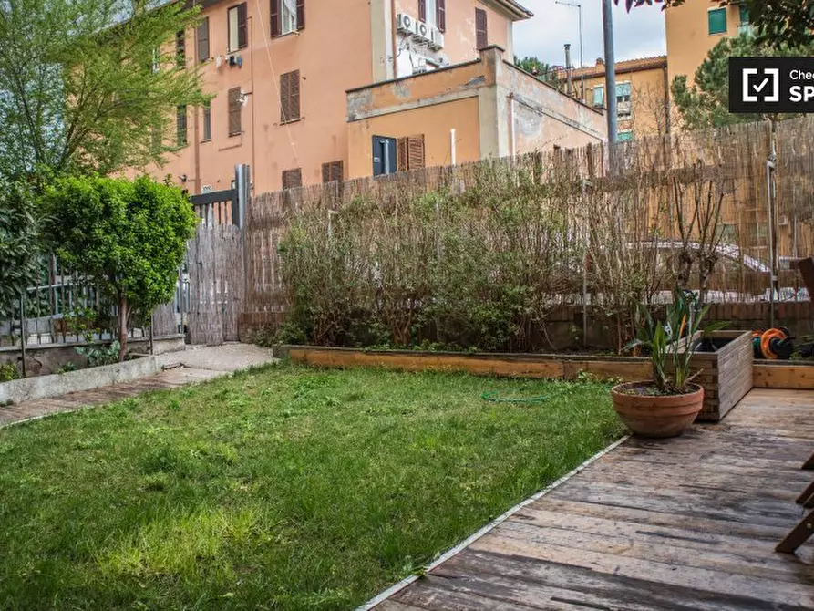 Immagine 12 di Appartamento in affitto  in Via Oreste Salomone, 00177 Roma RM, Italy a Roma