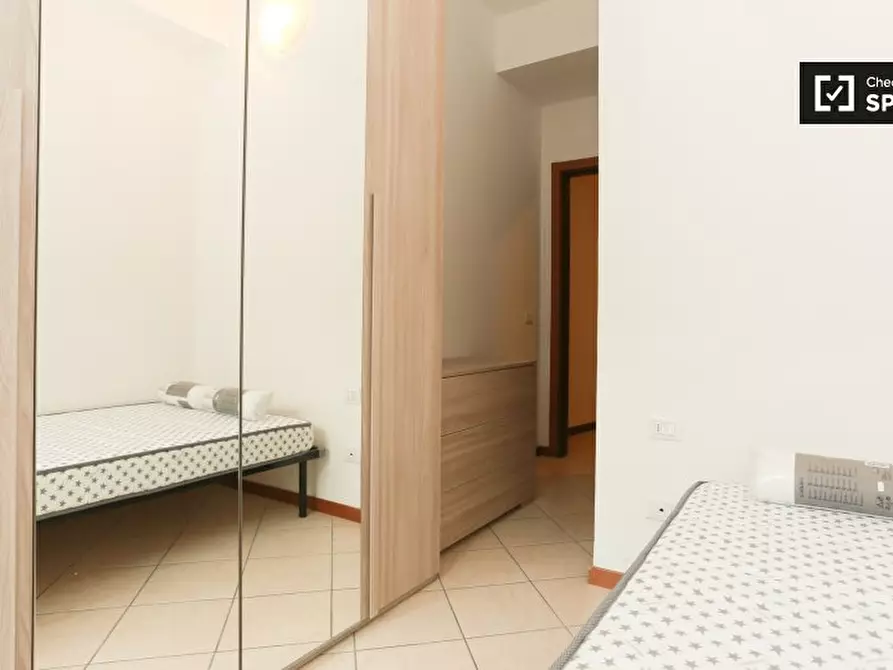 Immagine 3 di Camera condivisa in affitto  in Via Umberto Fogagnolo a Sesto San Giovanni