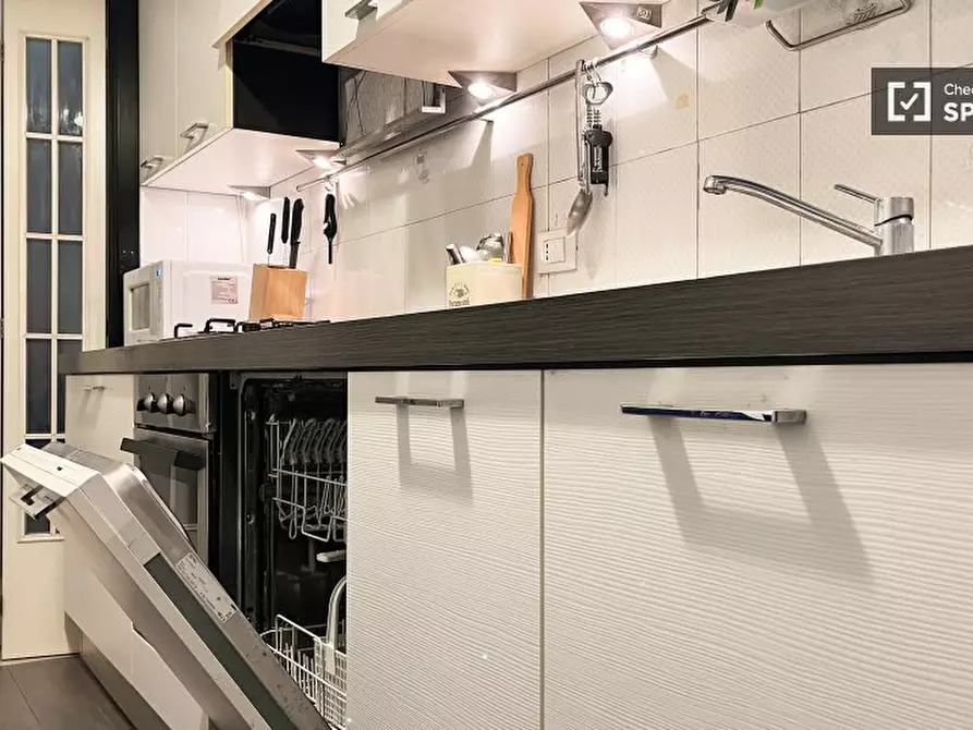 Immagine 10 di Camera condivisa in affitto  in Via Valle Antrona a Milano