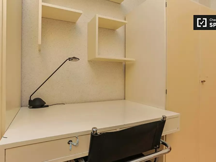 Immagine 2 di Camera condivisa in affitto  in Via Leopoldo Sabbatini, 20136 Milano MI, Italy a Milano