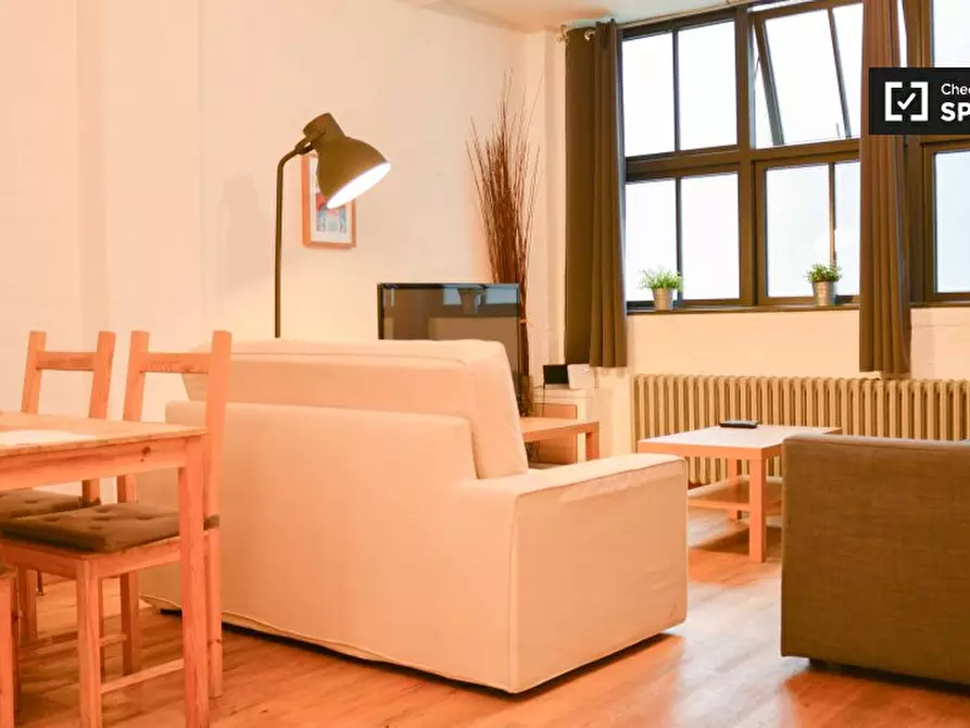 Immagine 5 di Appartamento in affitto  in -9 Hoxton Square a Islington