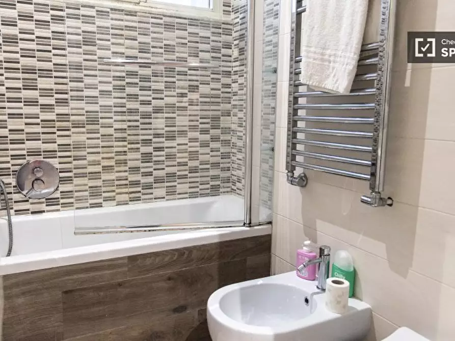 Immagine 6 di Appartamento in affitto  in Via Carlo Denina a Roma