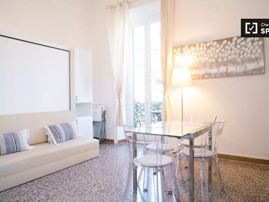 Immagine 9 di Camera condivisa in affitto  in Via Giuseppe Vasi a Roma