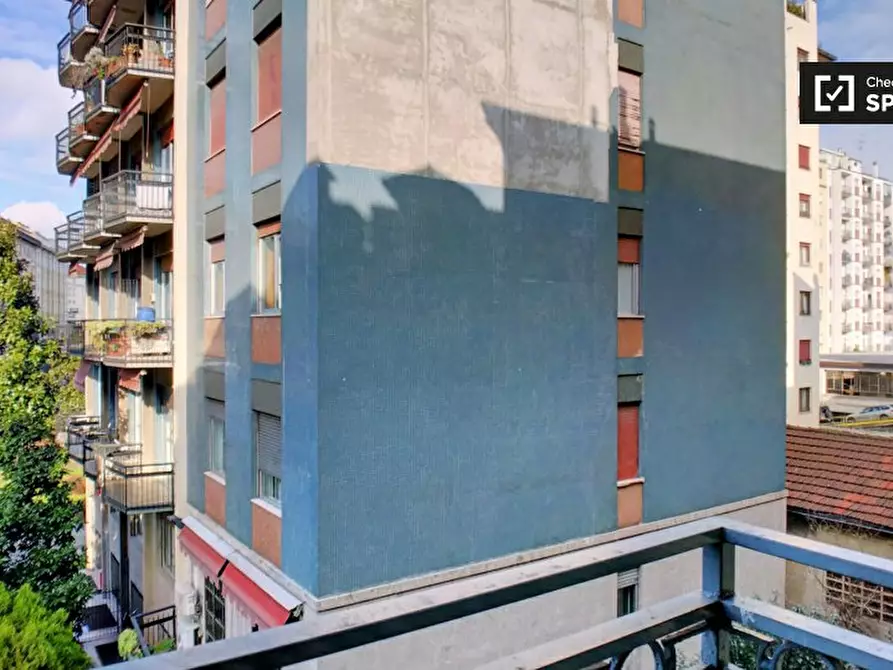 Immagine 4 di Camera condivisa in affitto  in Viale Bligny a Milano