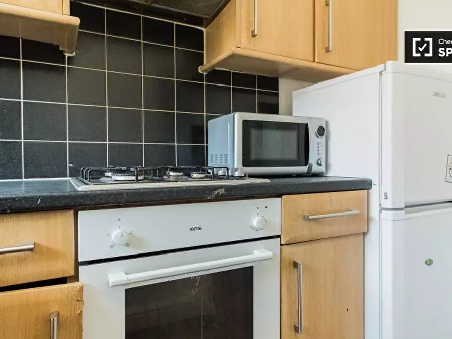 Immagine 6 di Camera condivisa in affitto  in Robert Owen House a Hammersmith