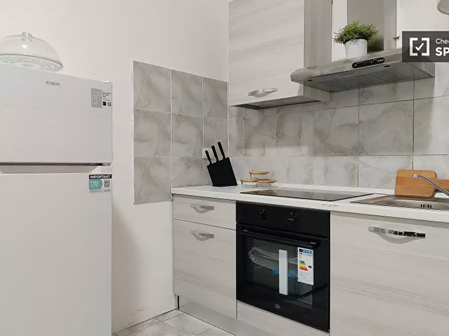 Immagine 2 di Appartamento in affitto  in Via Giacinto Mompiani a Milano