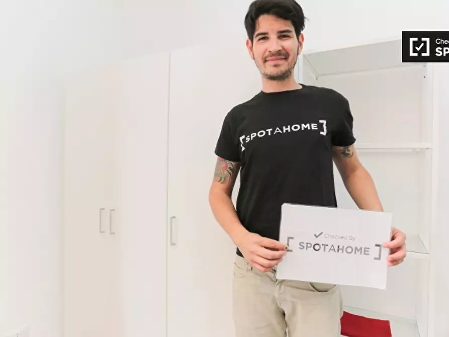 Immagine 9 di Camera condivisa in affitto  in Via Bernardo Davanzati, 20158 Milano MI, Italy a Milano