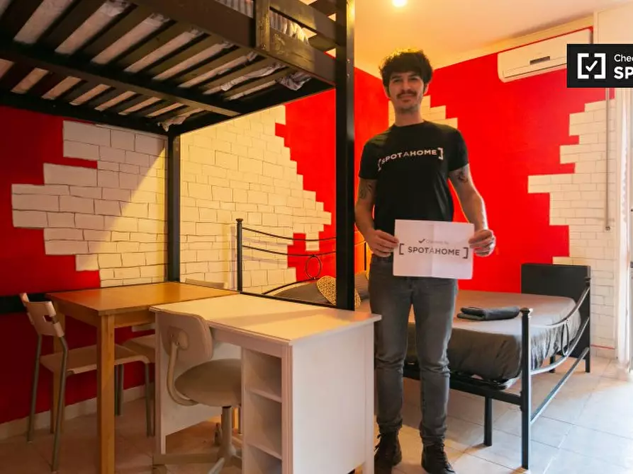 Immagine 10 di Camera condivisa in affitto  in Via Ruggero Bonghi a Milano