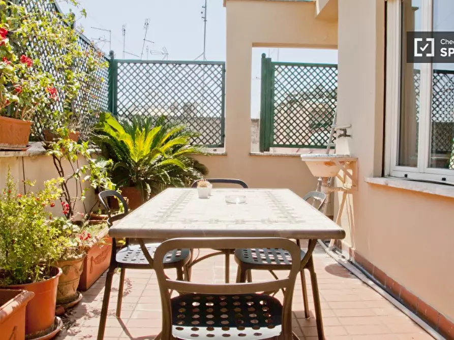 Immagine 13 di Appartamento in affitto  in Via Sardegna a Roma