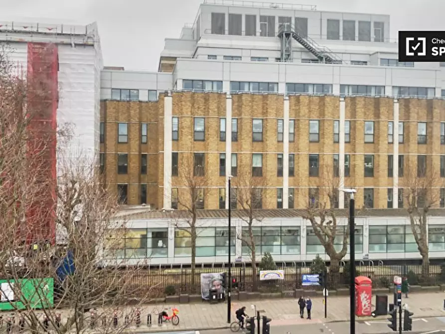 Immagine 5 di Camera condivisa in affitto  in a Whitechapel Rd a Poplar