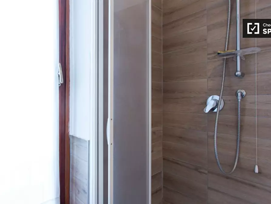 Immagine 18 di Ufficio in affitto  in Viale S. Gimignano a Milano