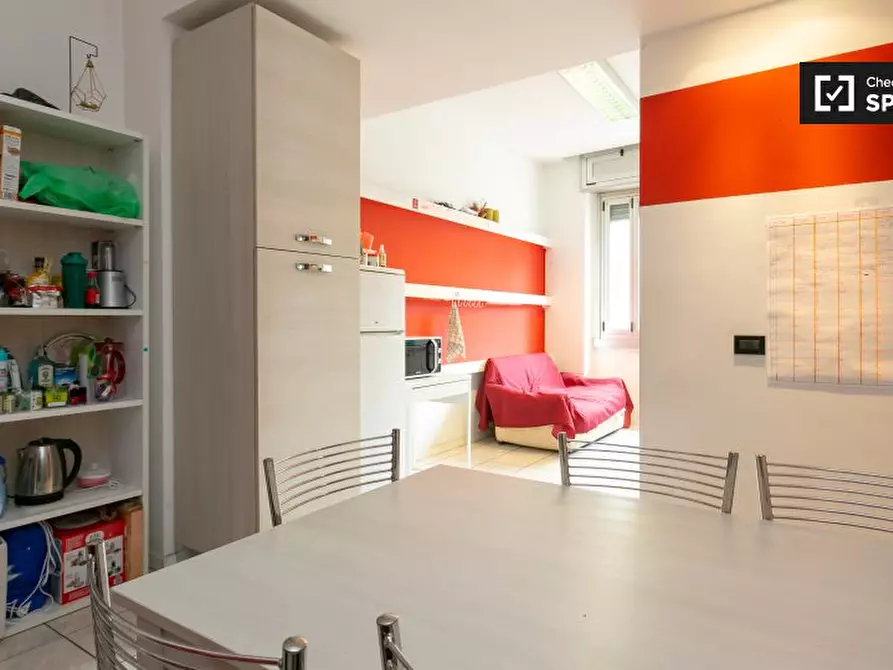 Immagine 6 di Camera condivisa in affitto  in Viale Liguria a Milano