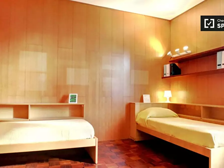 Immagine 3 di Camera condivisa in affitto  in Viale Bligny a Milano