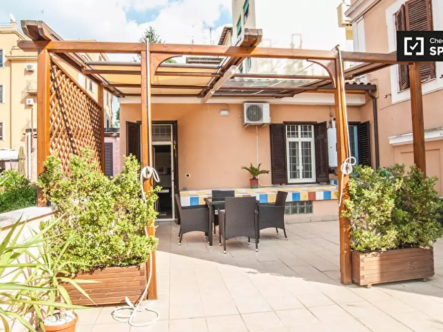 Immagine 13 di Ufficio in affitto  in Via di Monte del Gallo a Roma