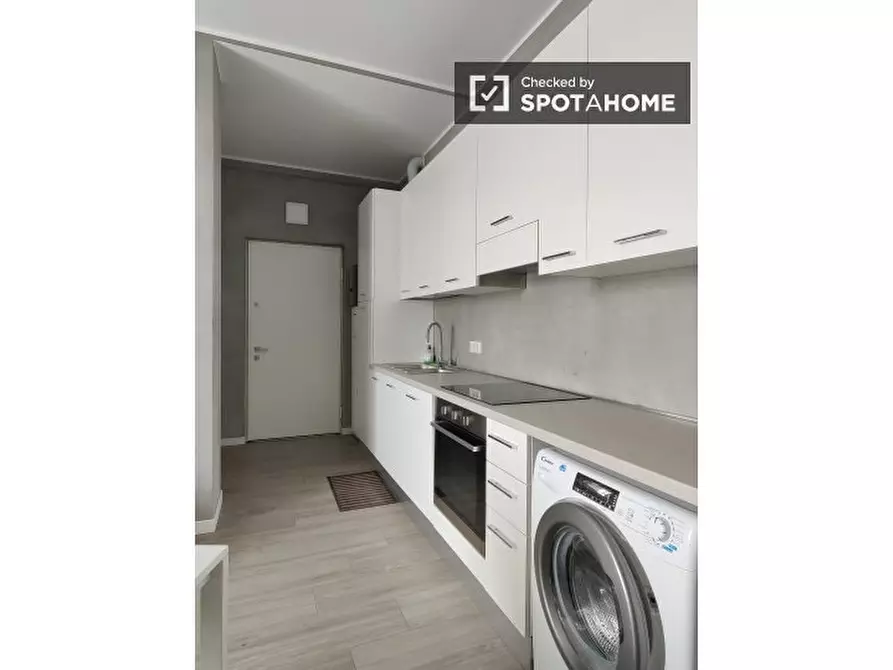 Immagine 7 di Appartamento in affitto  in Via Privata San Basilio a Milano