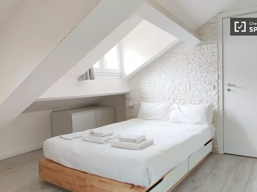 Immagine 6 di Ufficio in affitto  in Via Giovanni Battista Sammartini a Milano