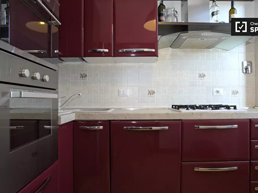 Immagine 10 di Camera condivisa in affitto  in Via Monselice a Roma