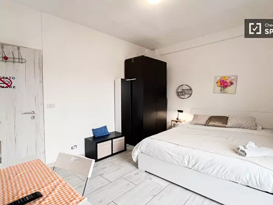 Immagine 17 di Camera condivisa in affitto  in Via Vittorio Scialoia a Milano