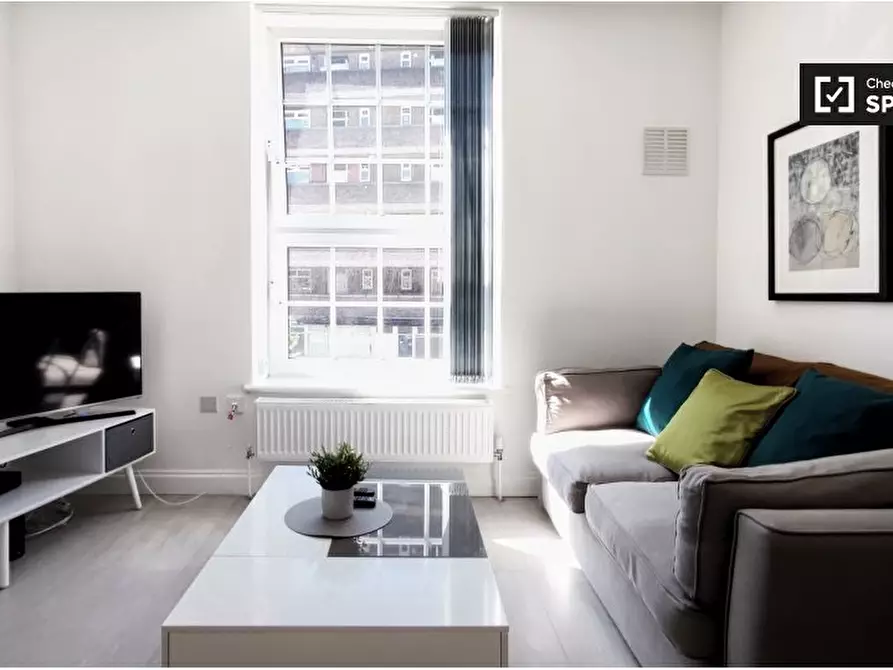 Immagine 4 di Appartamento in affitto  in Hanbury St a Poplar