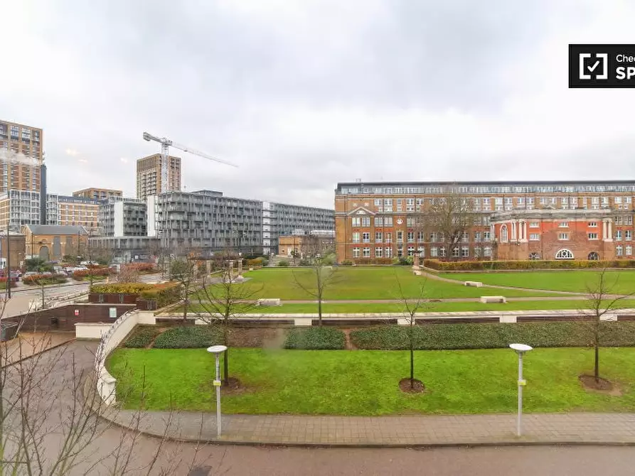 Immagine 5 di Camera condivisa in affitto  in Hastings St a Eltham