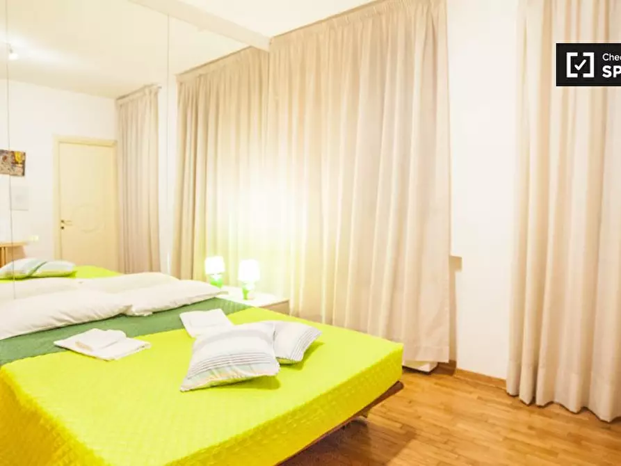 Immagine 10 di Appartamento in affitto  in Via di San Teodoro a Roma