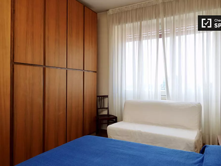 Immagine 4 di Camera condivisa in affitto  in Via Pace a San Donato Milanese