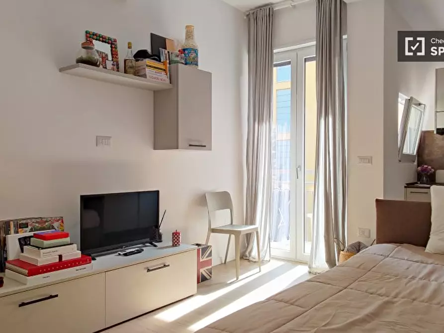 Immagine 7 di Ufficio in affitto  in Via Bari a Milano