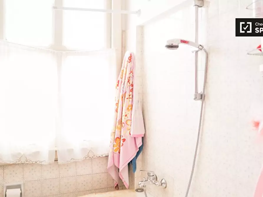 Immagine 18 di Camera condivisa in affitto  in Via Arienti, 40124 Bologna BO, Italy a Bologna