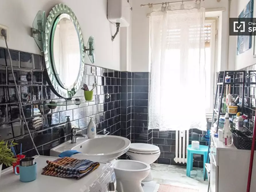 Immagine 6 di Camera condivisa in affitto  in Largo Girolamo Cocconi a Roma