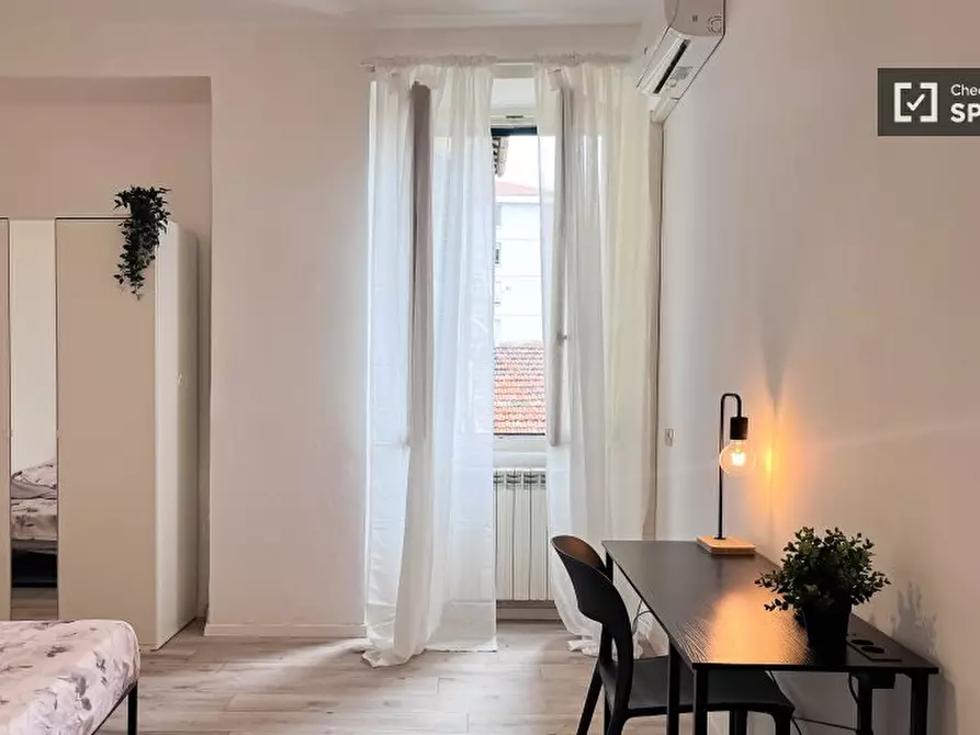 Immagine 3 di Camera condivisa in affitto  in Via Don Bosco a Milano