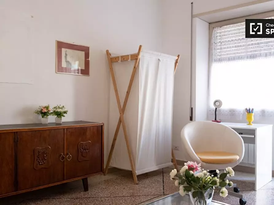 Immagine 12 di Camera condivisa in affitto  in Via Gabriello Chiabrera a Roma