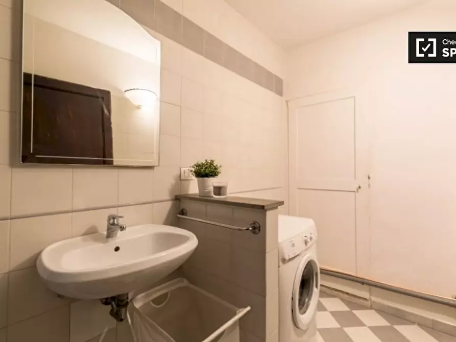 Immagine 8 di Camera condivisa in affitto  in Borgo Ognissanti a Firenze