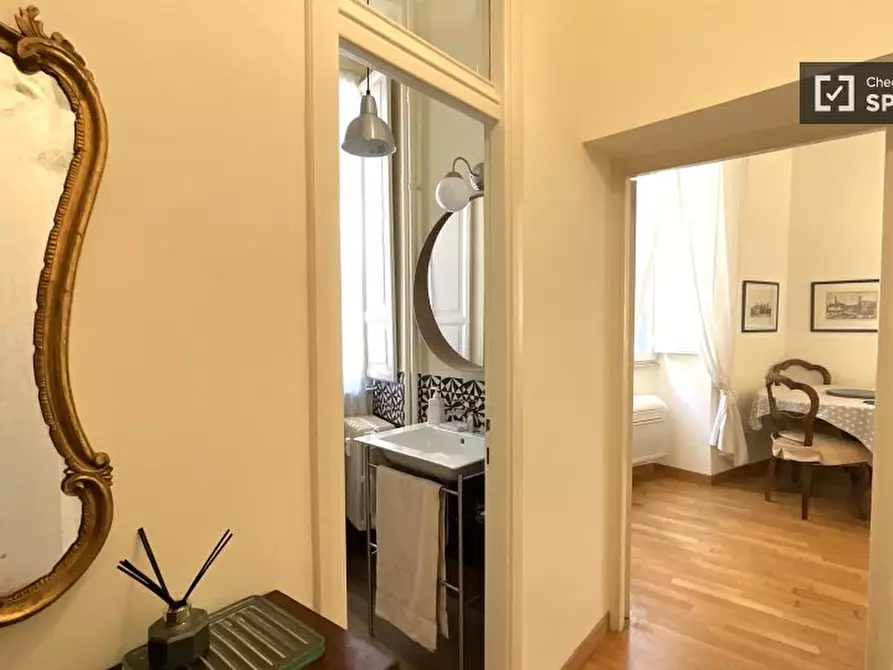 Immagine 18 di Appartamento in affitto  in Via di Sant'Andrea delle Fratte a Roma