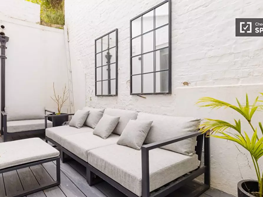 Immagine 11 di Appartamento in affitto  in Palace Gardens Terrace a Kensington