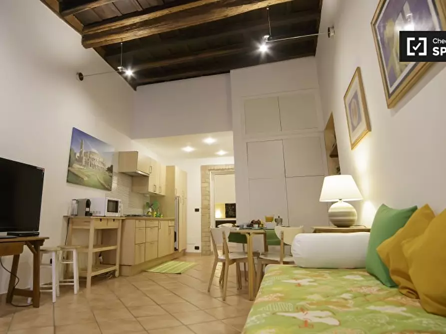 Immagine 3 di Appartamento in affitto  in Via di S. Martino Ai Monti a Roma