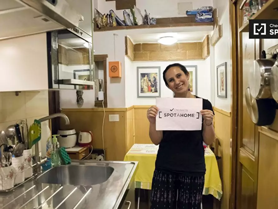 Immagine 14 di Camera condivisa in affitto  in Via Castelfidardo, 00185 Roma RM, Italy a Roma