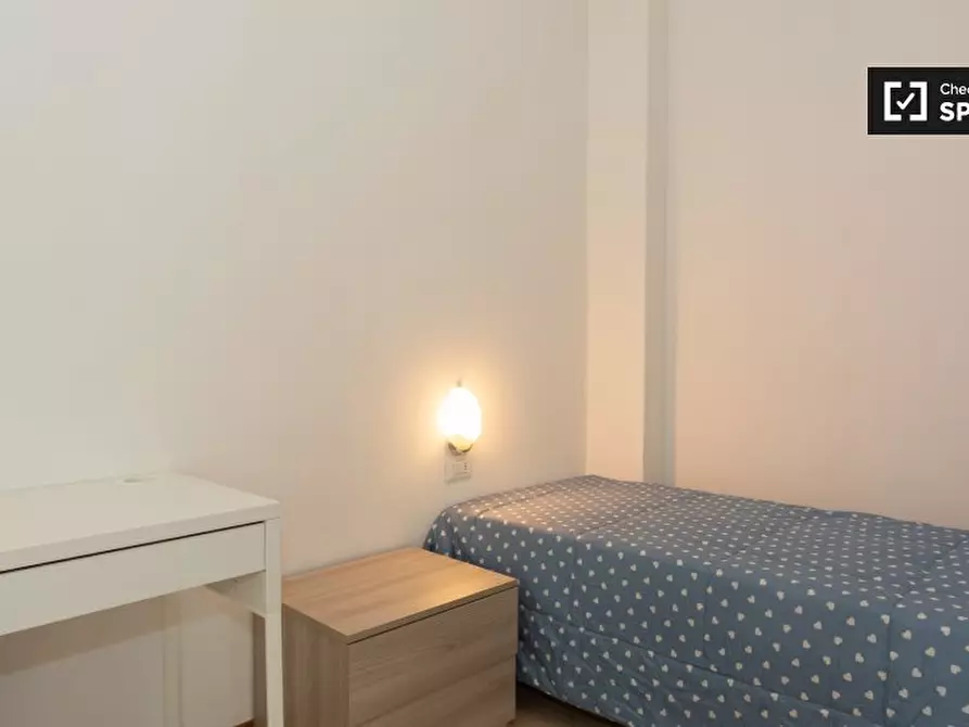 Immagine 4 di Camera condivisa in affitto  in Via Umberto Fogagnolo a Sesto San Giovanni