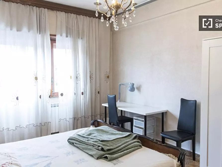 Immagine 15 di Camera condivisa in affitto  in Via Angelo Berardi a Roma
