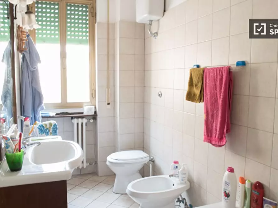 Immagine 8 di Camera condivisa in affitto  in Via Ostiense a Roma