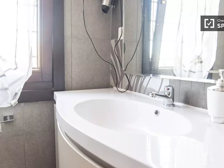 Immagine 3 di Appartamento in affitto  in Via Sesto S. Giovanni a Roma